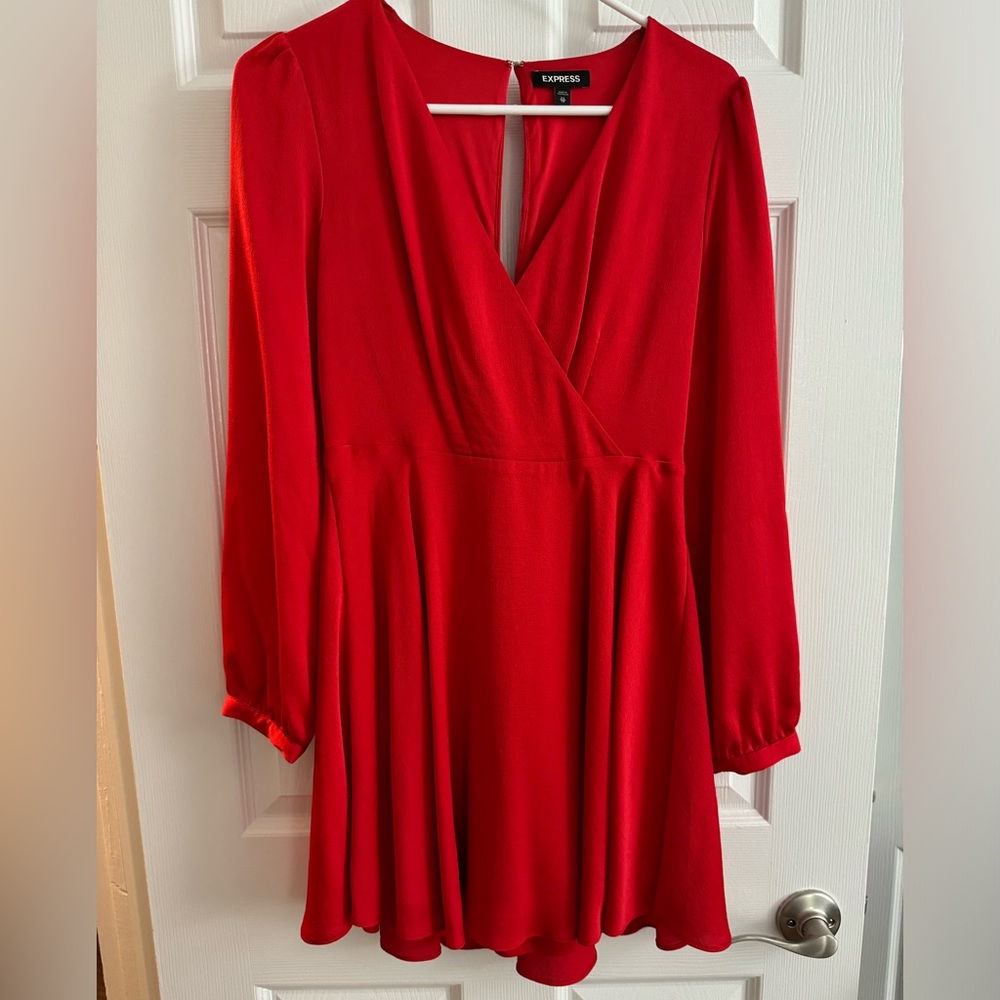 Express Size XS Red V Neck Long Sleeve Dresss